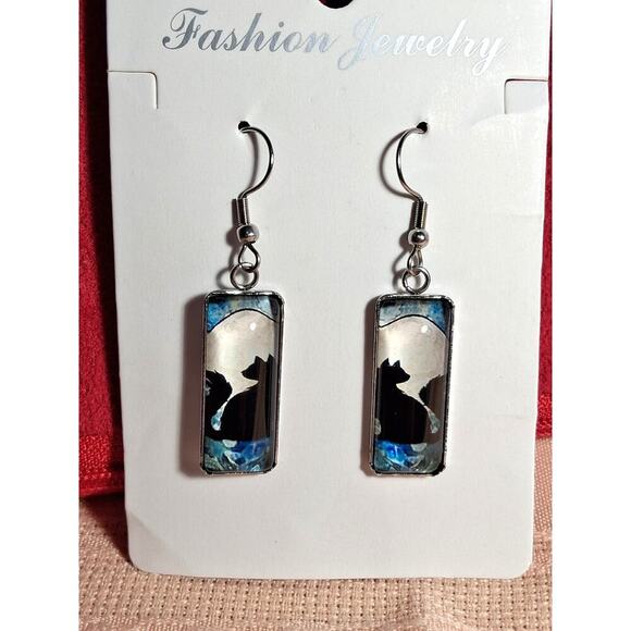 Fashion Jewelry Cat Silhouette Earring's - Picture 1 of 2